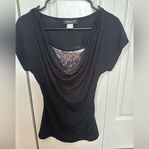 Women’s black top size small